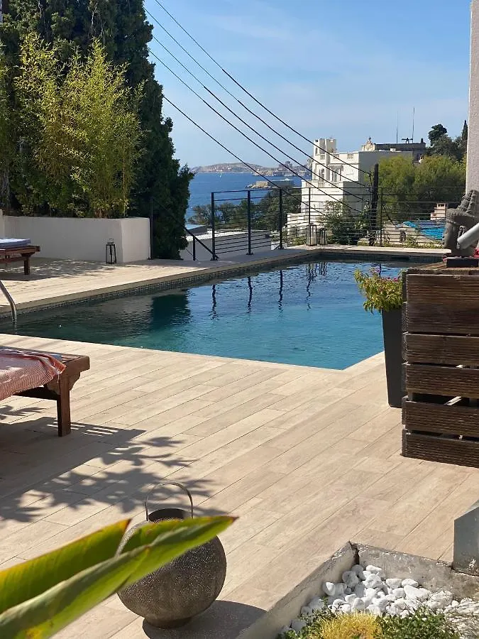 Apartment Suite Sur La Mer Marseille Corniche France